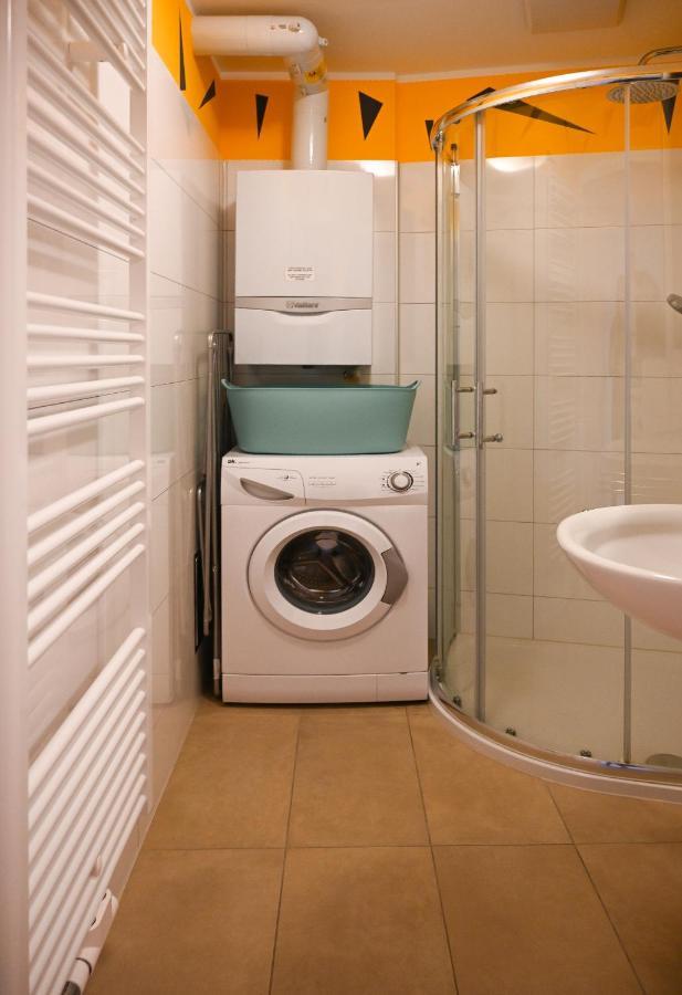 Backpacker Apartment Naschmarkt Wenen Buitenkant foto