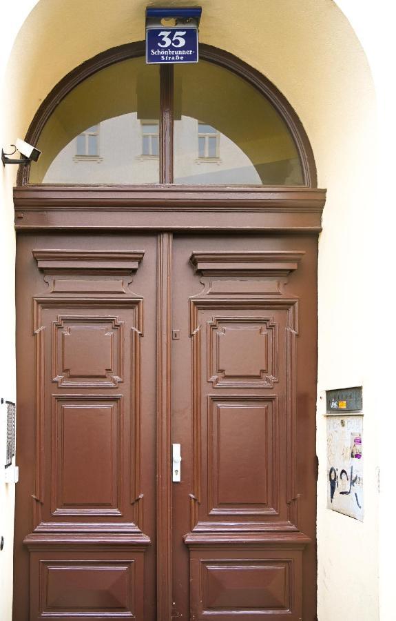 Backpacker Apartment Naschmarkt Wenen Buitenkant foto